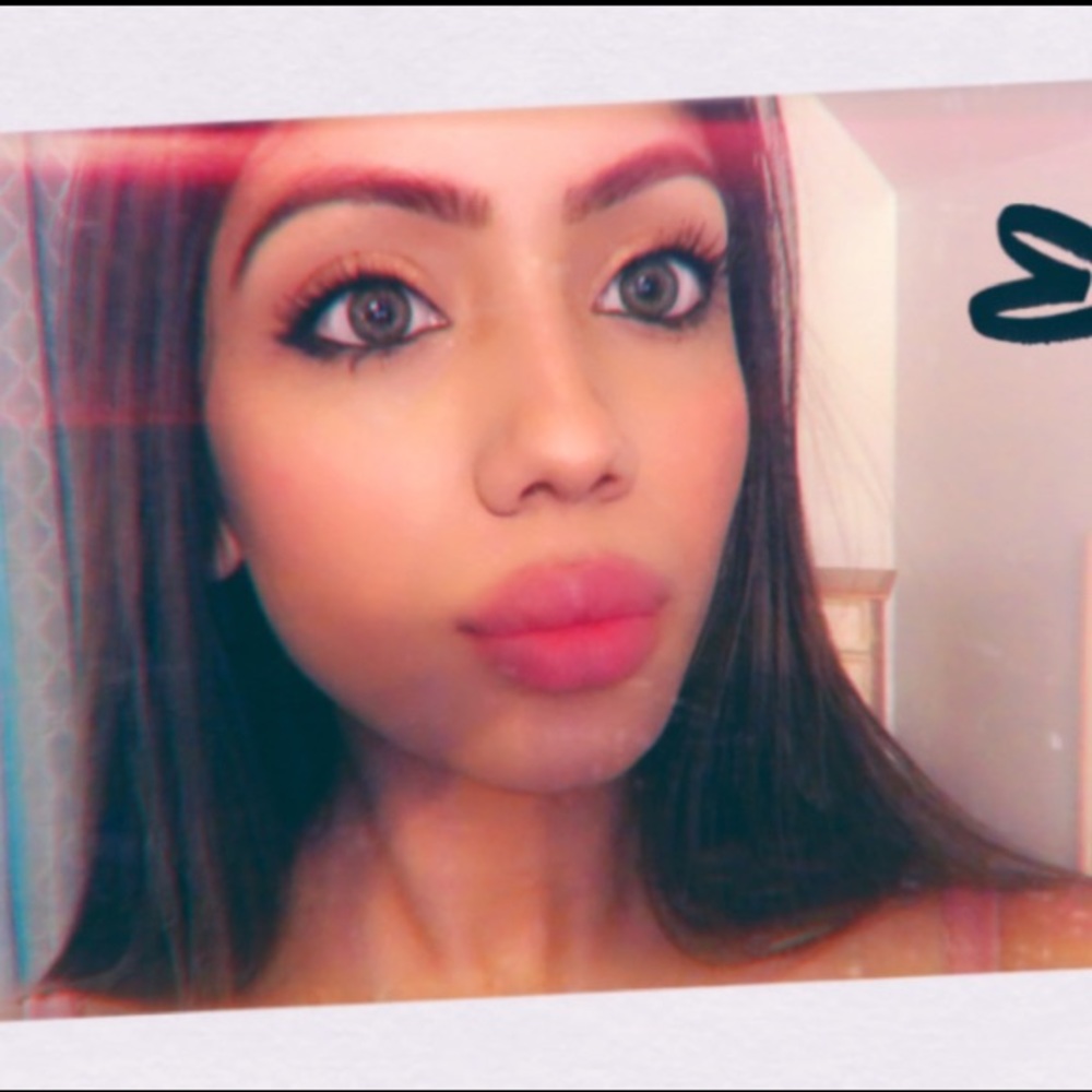 Meet your Posher, Neha